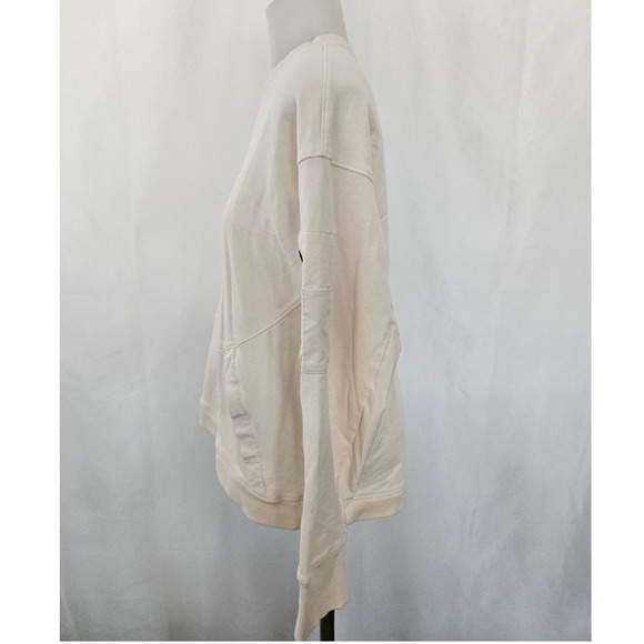 All In Motion | Target Cream Crew Neck Long Sleeve Sweatshirt Medium Athletic - Picture 2 of 4